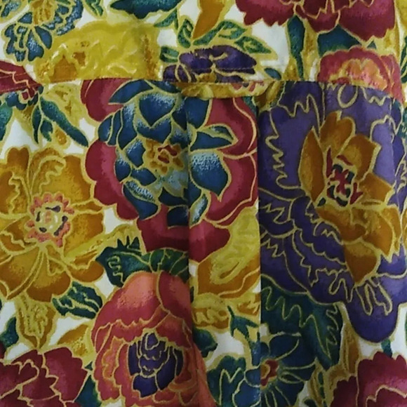 DETAILS EXPRESS JEWEL TONED, 100% SILK, FLORAL BOHO BLOUSE - Picture 3 of 7
